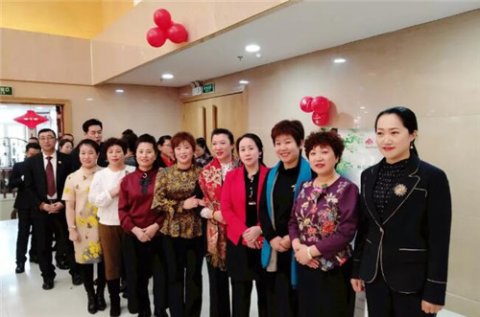 新闻发布会 - 荣格衡达系统年终表彰暨新品发布会隆重召开