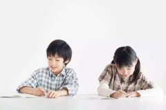 营销资讯 -  微信朋友 圈 广告可以 帮助教育行业 广告 主，实现