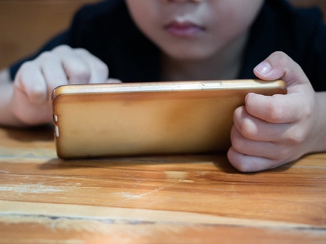 企业出海 - 结合 直播 问答形式 印度首款宾果真钱 游戏 上线