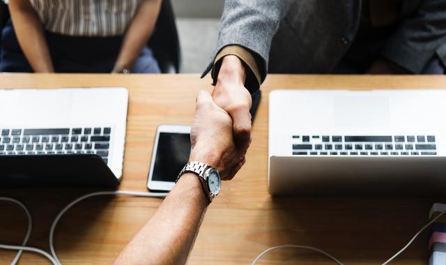 agreement-business-cellphone-1154755.jpg